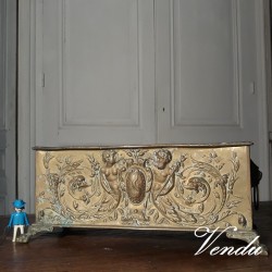 Napoleon III planter in...