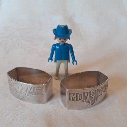 Paire de ronds de serviette...